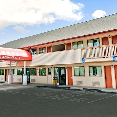Days Inn By Wyndham Independence Extérieur photo