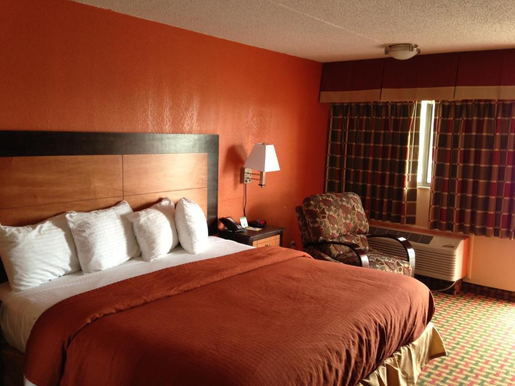 Days Inn By Wyndham Independence Extérieur photo