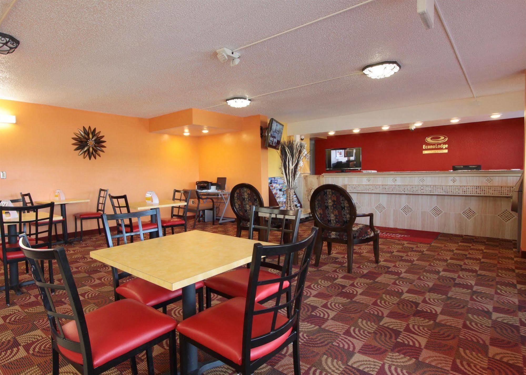 Days Inn By Wyndham Independence Restaurant photo